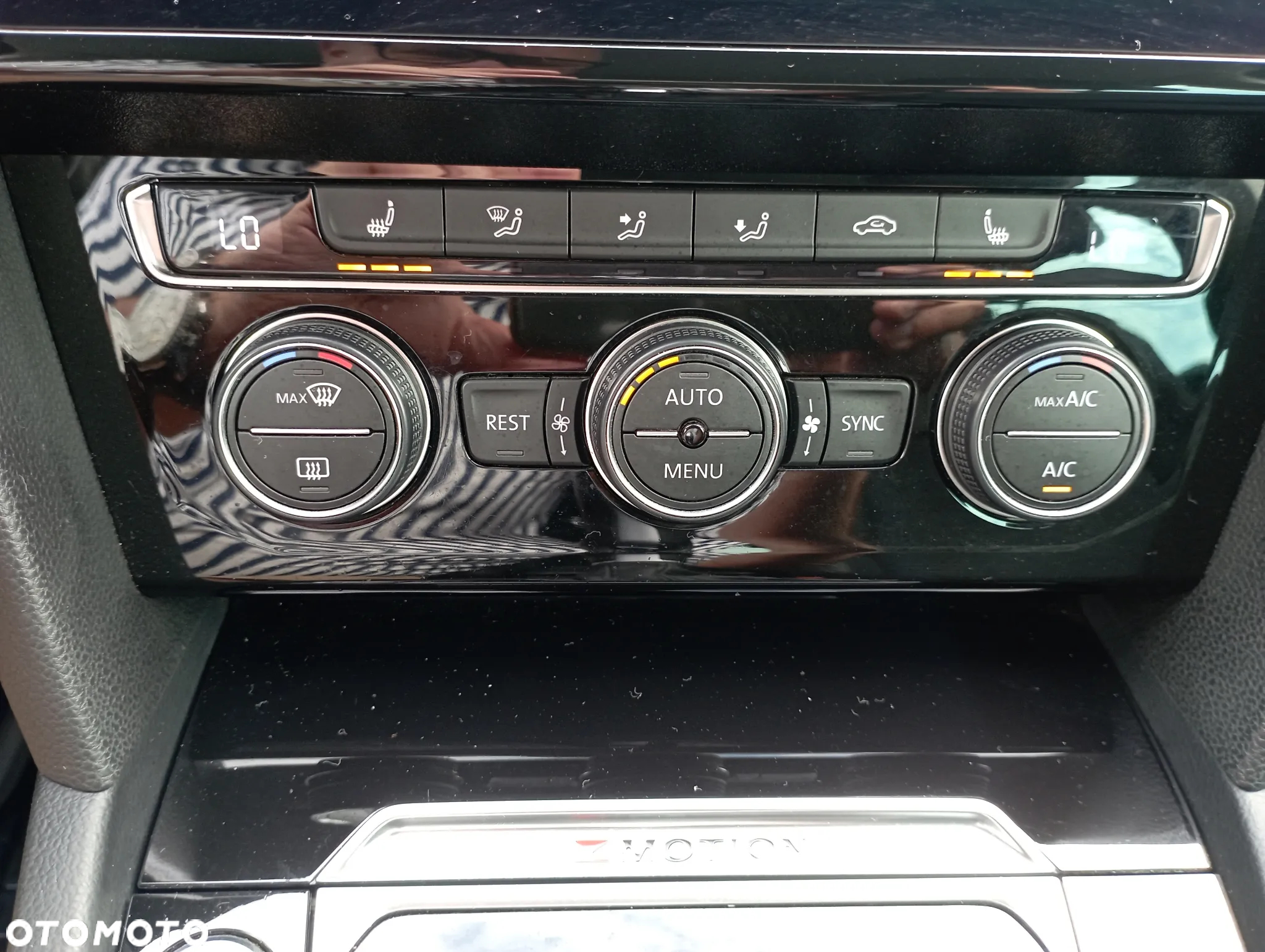 Volkswagen Passat 2.0 TDI BMT 4Mot Highline DSG - 15