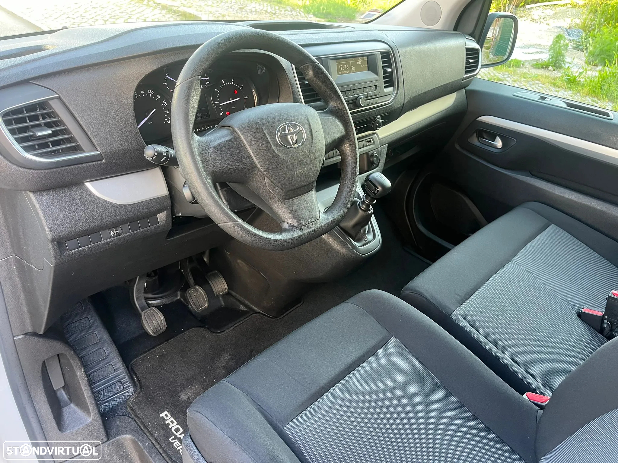 Toyota Proace Verso 1.5 D-4D L2 1.2T Comfort 9L PDL - 23