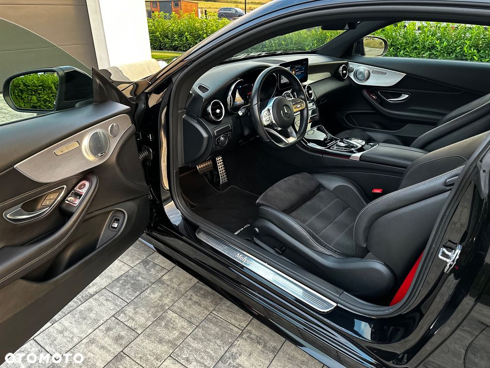 Mercedes-Benz Klasa C 200 9G-TRONIC - 32