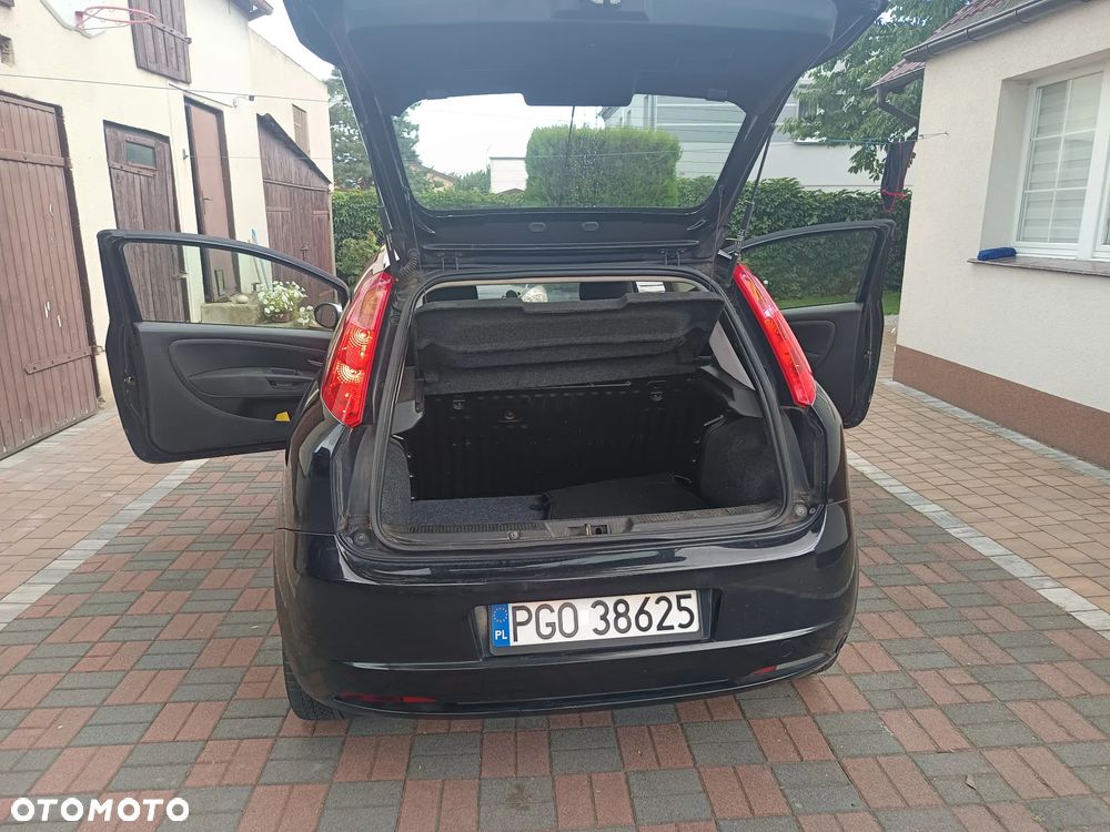 Fiat Grande Punto - 6