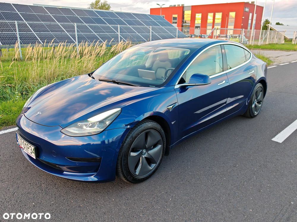 Tesla Model 3 Standard Range Plus - 3