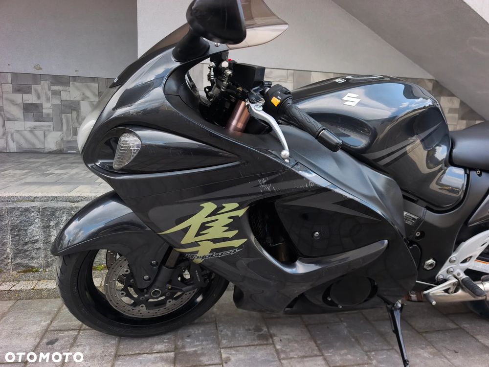 Suzuki GSX-R - 6