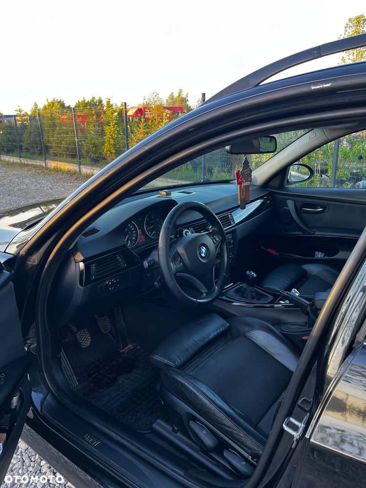 BMW Seria 3 325d DPF - 13