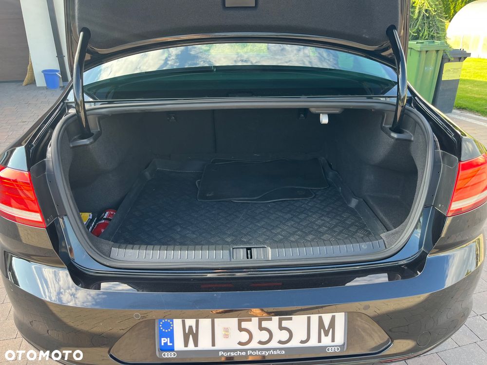 Volkswagen Passat 2.0 TDI BMT Trendline DSG7 - 12