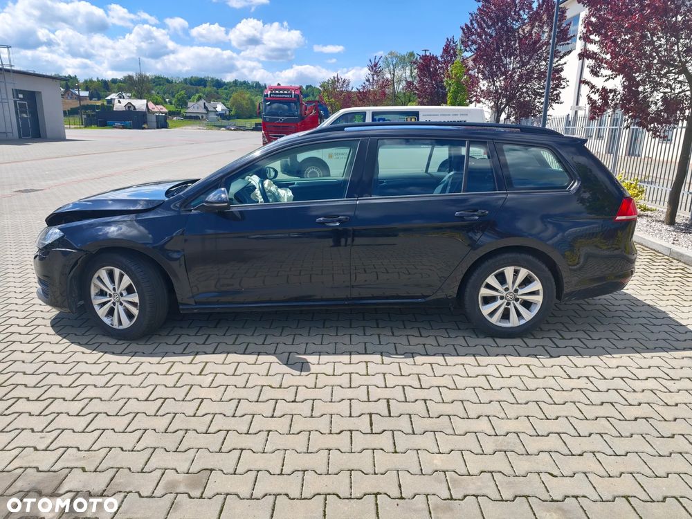 Volkswagen Golf - 11