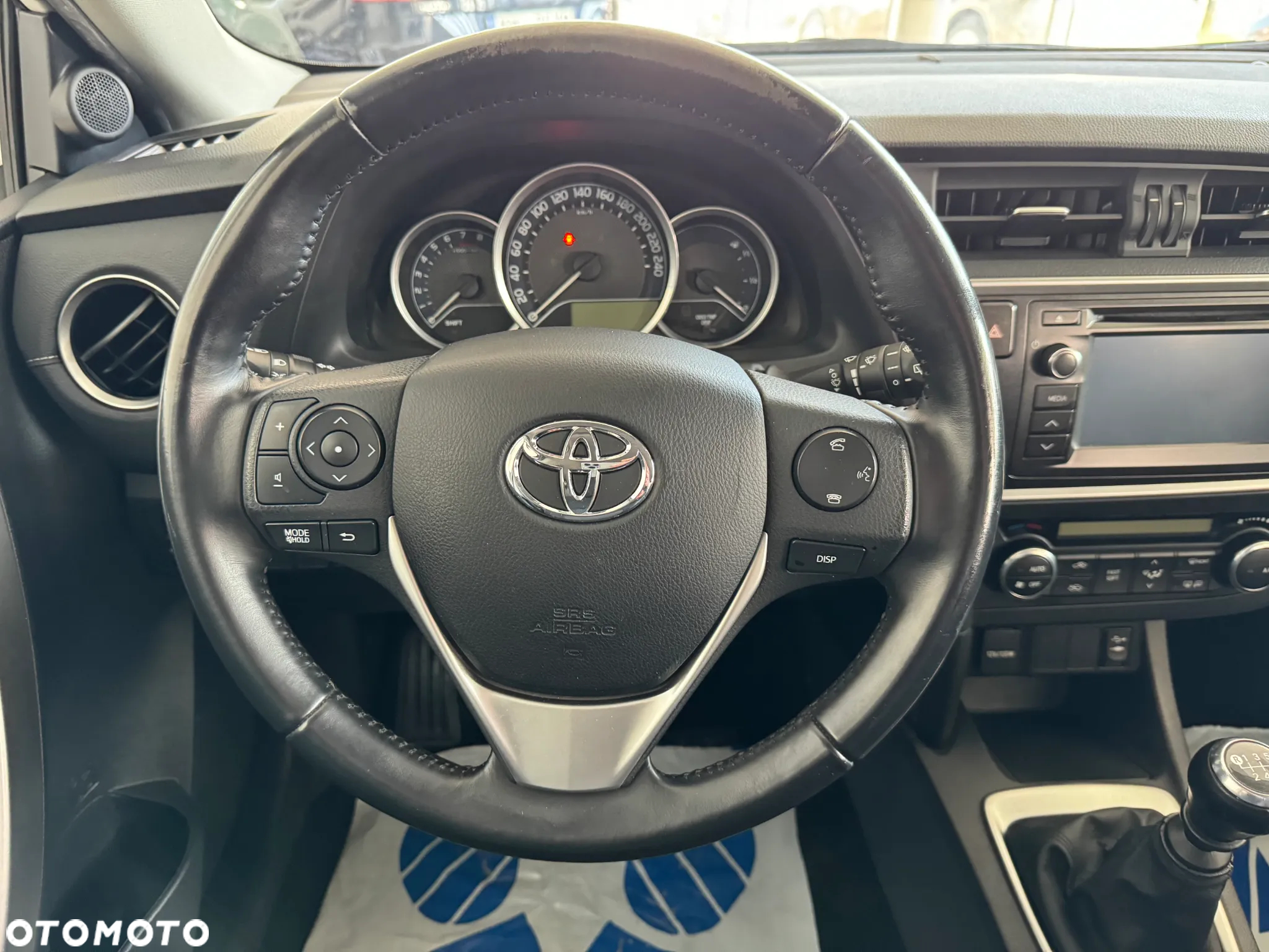 Toyota Auris 1.6 Valvematic Touring Sports Edition - 28