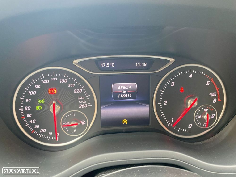 Mercedes-Benz B 180 - 21