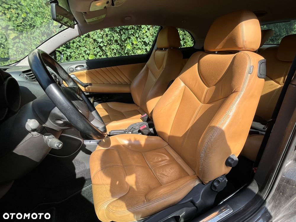 Alfa Romeo GT ver-2-0jts-distinctive - 6
