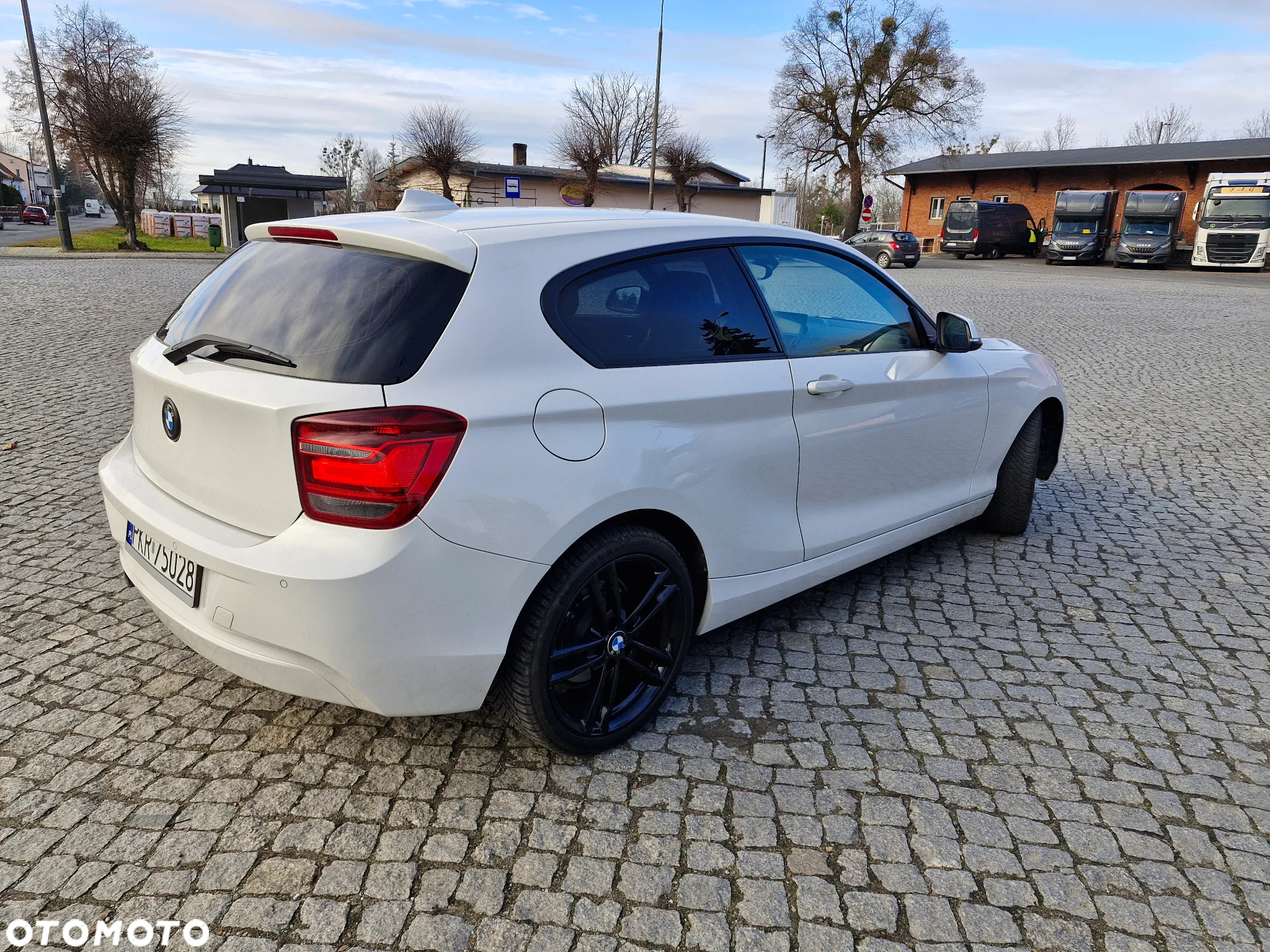 BMW Seria 1 118d Sport Line - 4