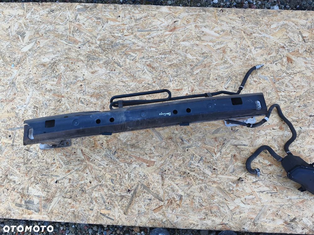 BELKA PRZEDNIA PRZÓD CITROEN BERLINGO PEUGEOT PARTNER - 1