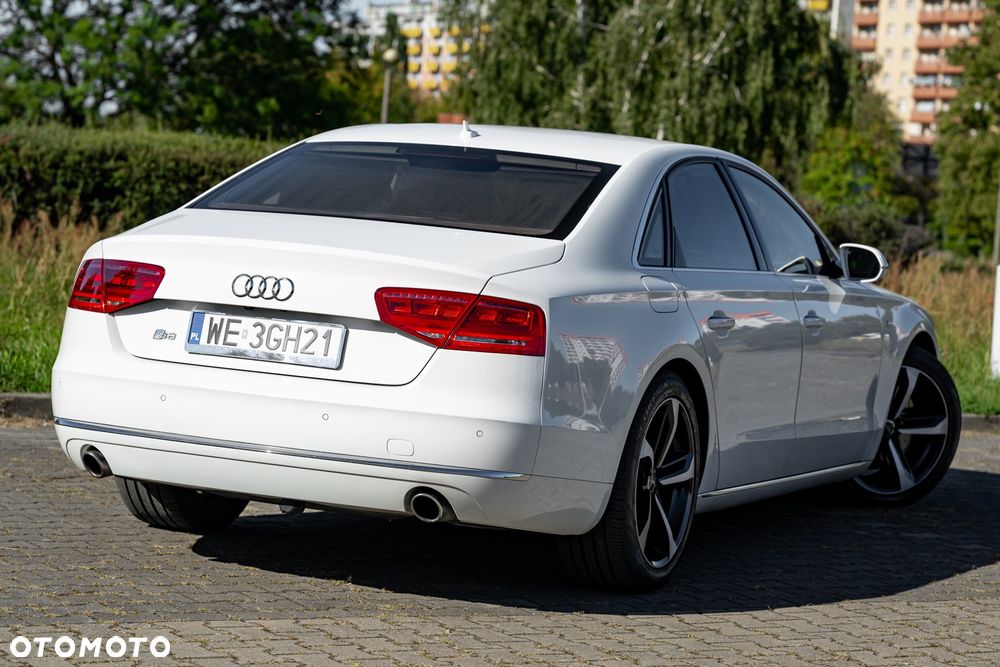 Audi A8 4.2 TDI Quattro - 12