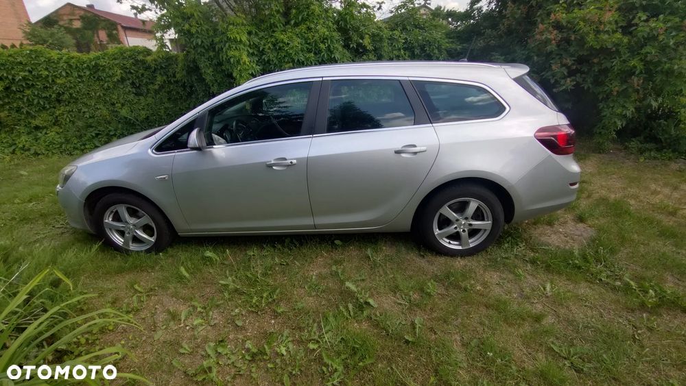 Opel Astra 2.0 CDTI Cosmo - 3