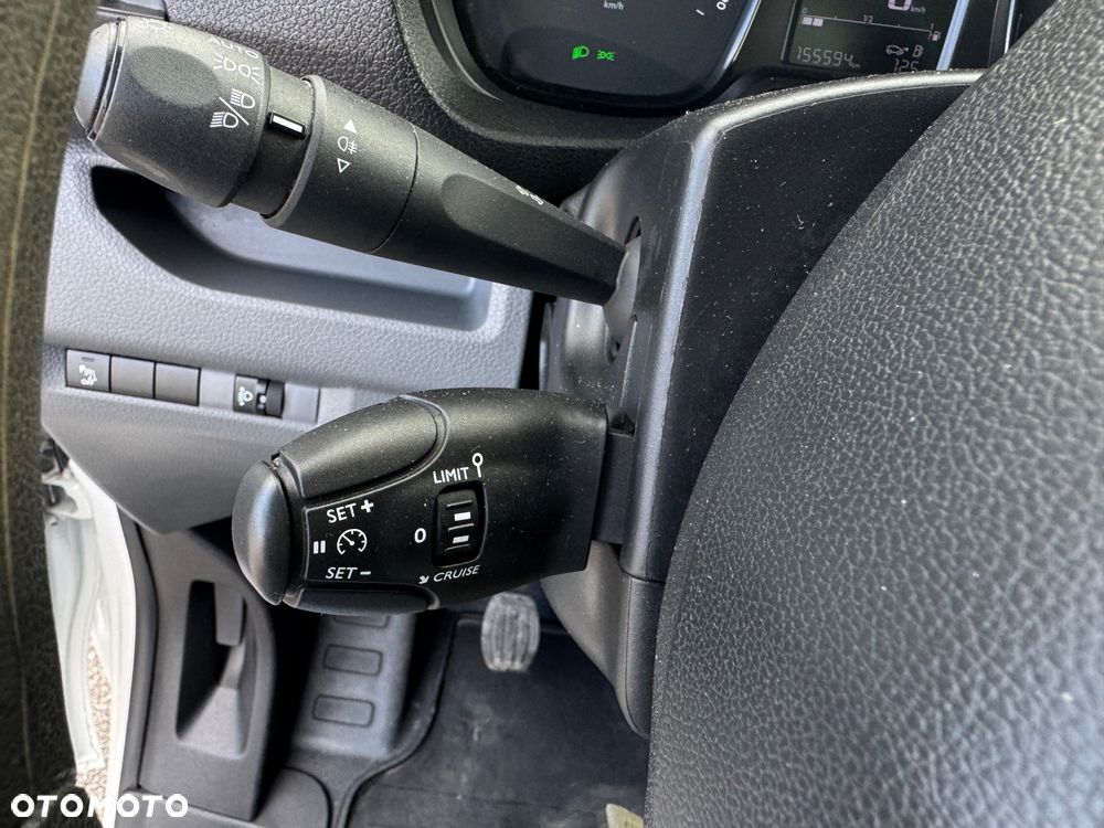Peugeot Expert - 26