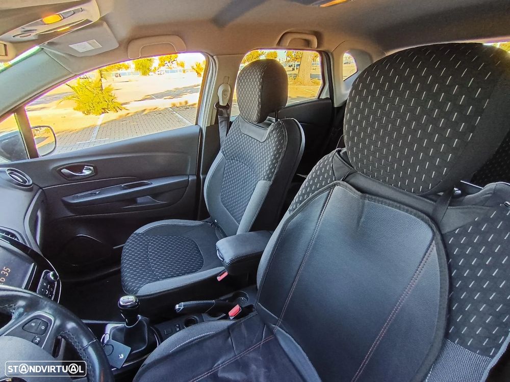 Renault Captur 1.5 dCi Zen - 30