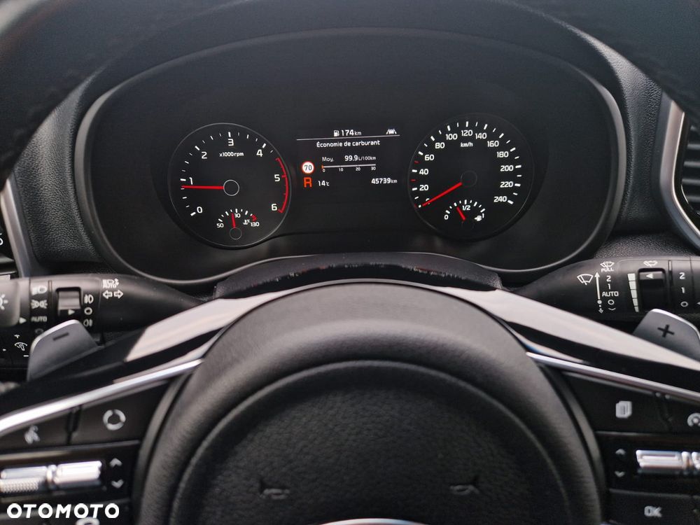 Kia Sportage - 18