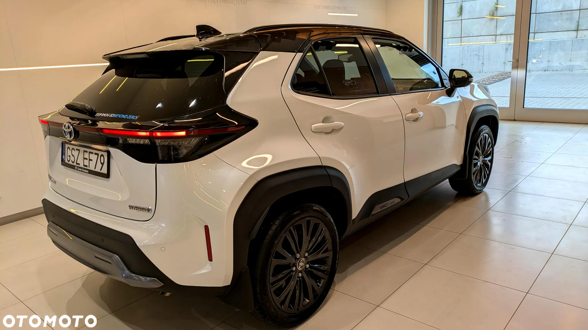 Toyota Yaris Cross Hybrid 1.5 Adventure - 4