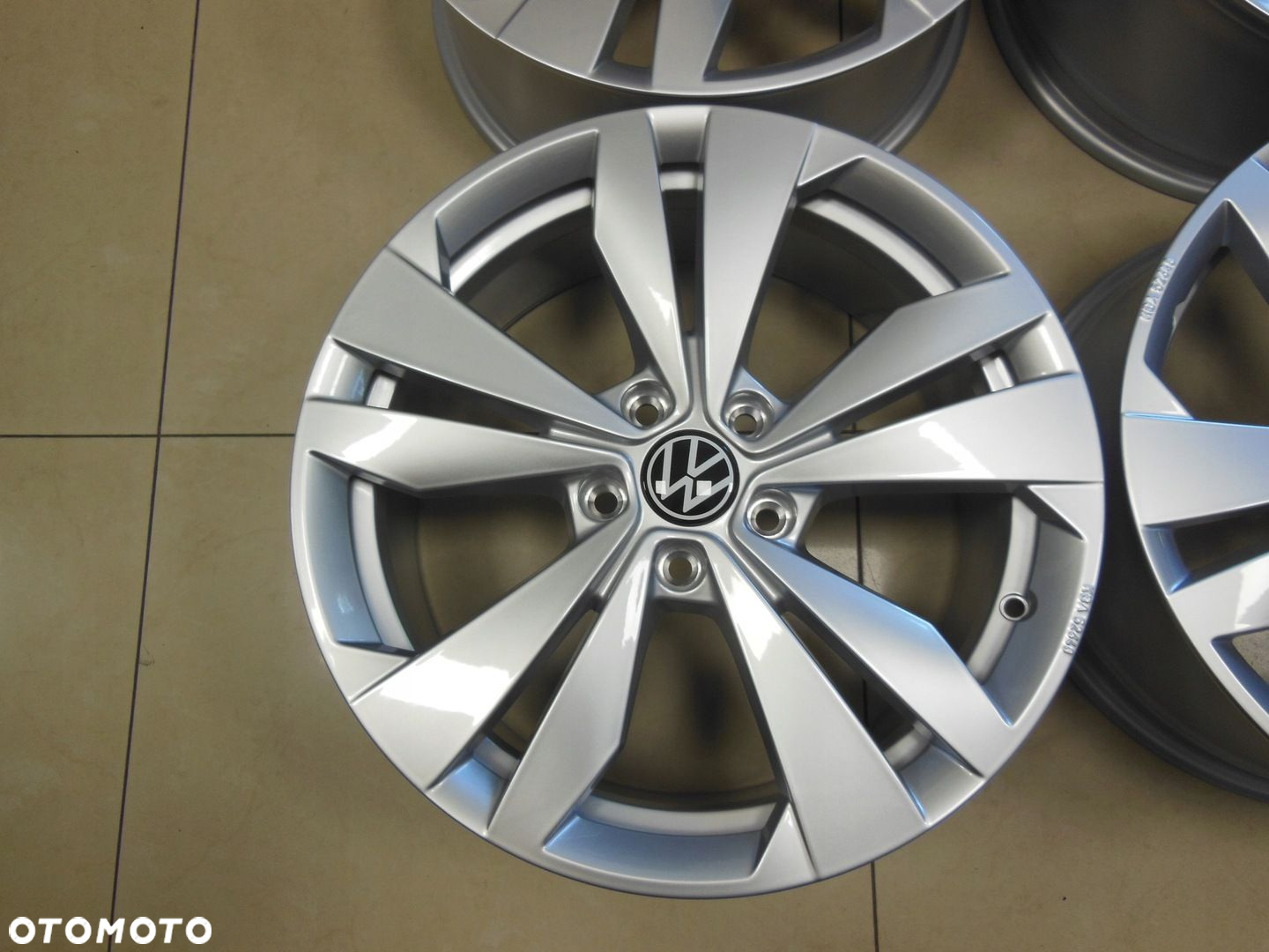 ALUFELGI VW 5X112 18" ET50 10A071498 - 2