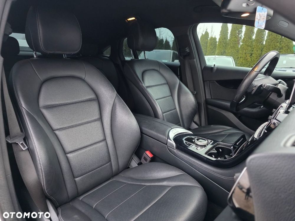 Mercedes-Benz GLC - 14