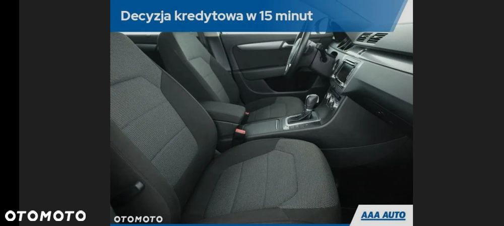Volkswagen Passat 1.4 TSI BMT Comfortline DSG - 9