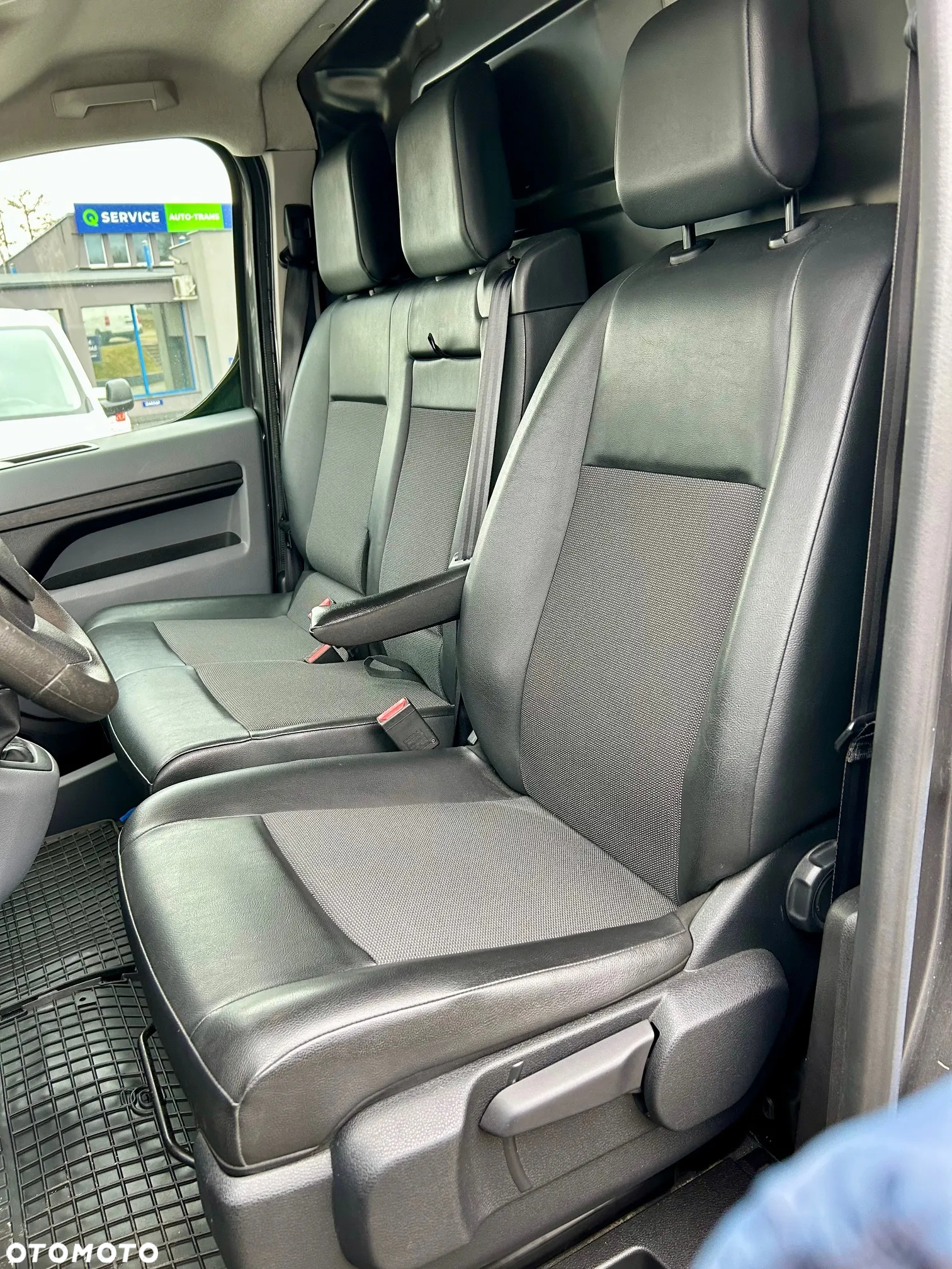 Opel Vivaro - 16