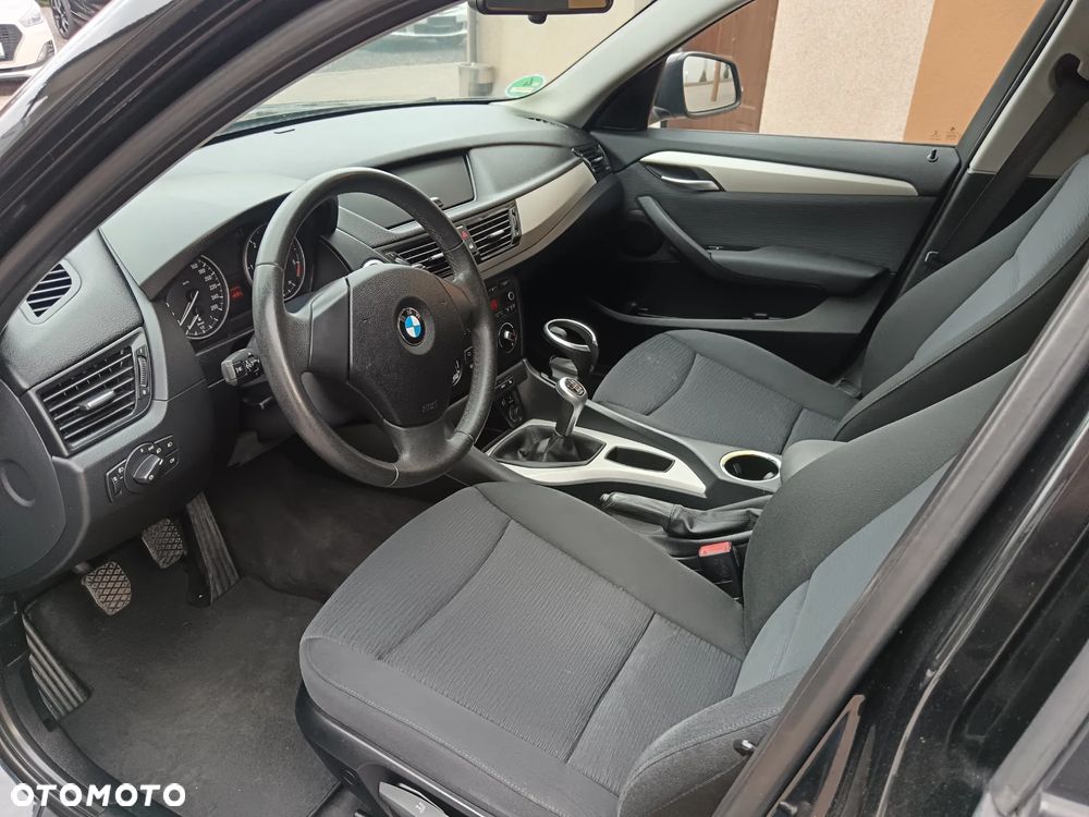 BMW X1 sDrive16d - 8