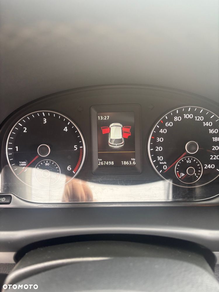 Volkswagen Touran 2.0 TDI DPF DSG Cup - 10