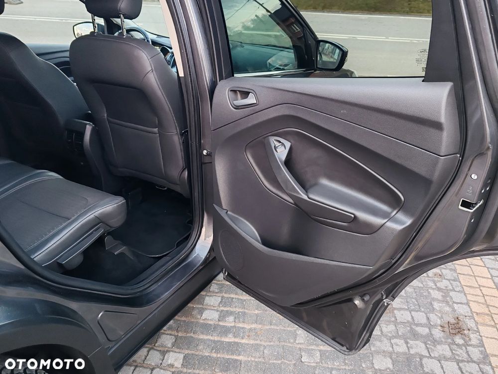 Ford Kuga 2.0 TDCi AWD Titanium - 19
