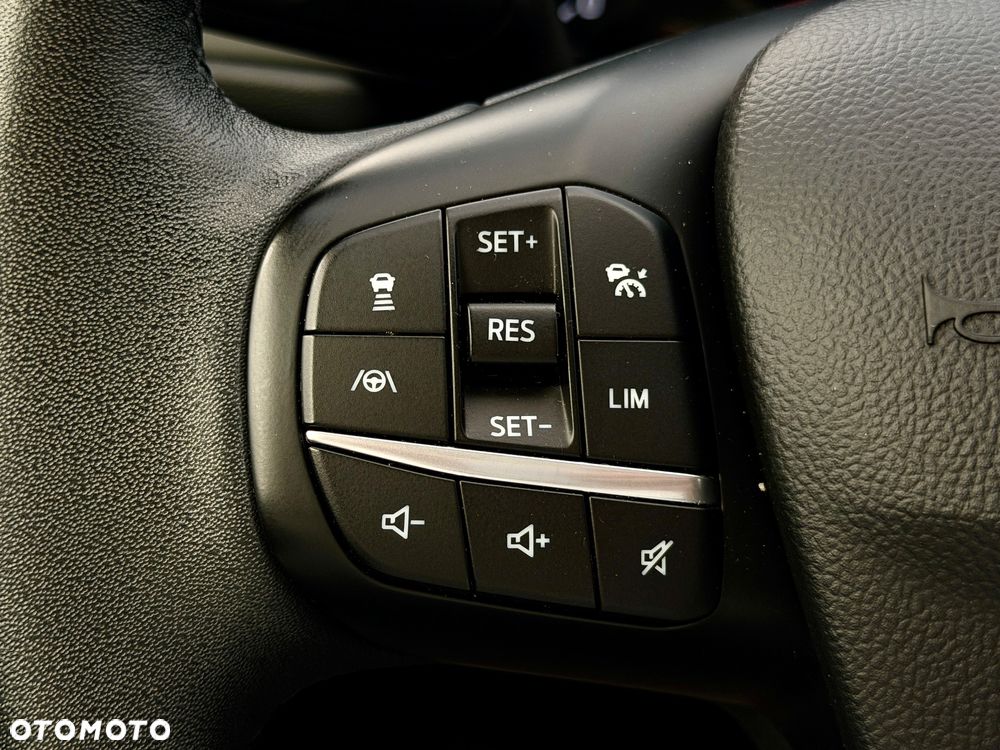 Ford Kuga 2.0 EcoBlue 4x4 TITANIUM - 27