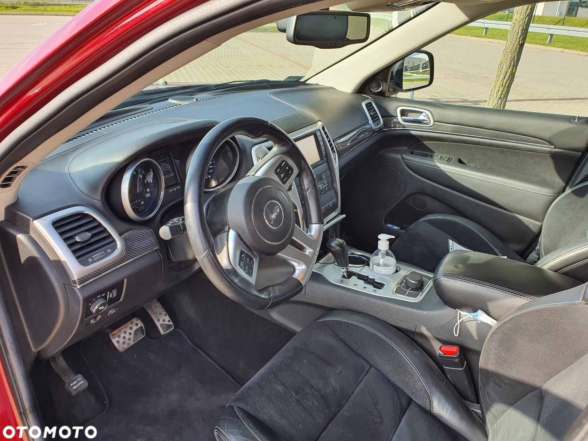 Jeep Grand Cherokee 6.4 V8 SRT8 - 8