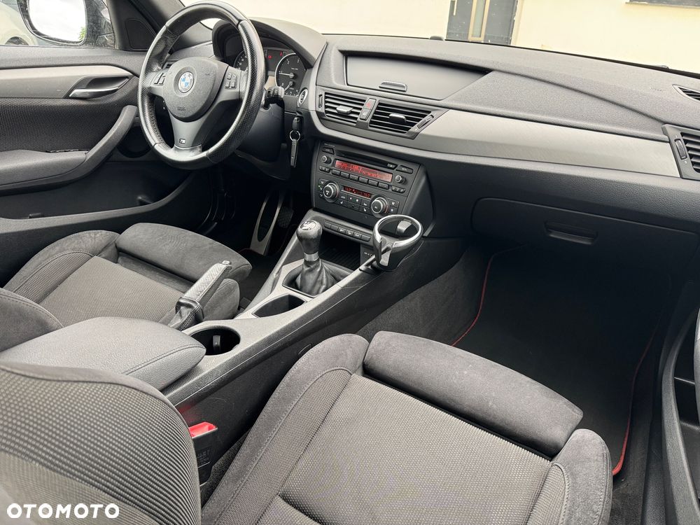 BMW X1 xDrive18d Sport Line - 8