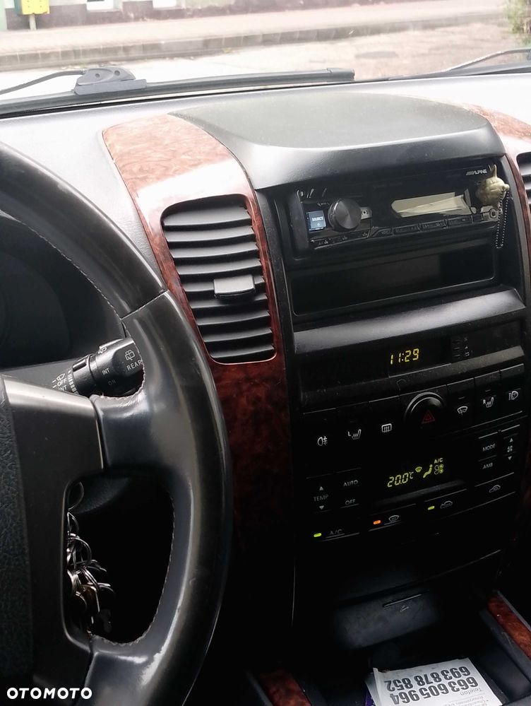Kia Sorento - 8