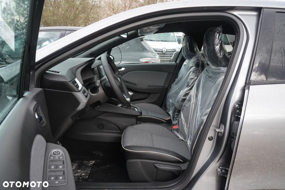 Renault Clio 1.0 TCe Techno Xtronic - 11