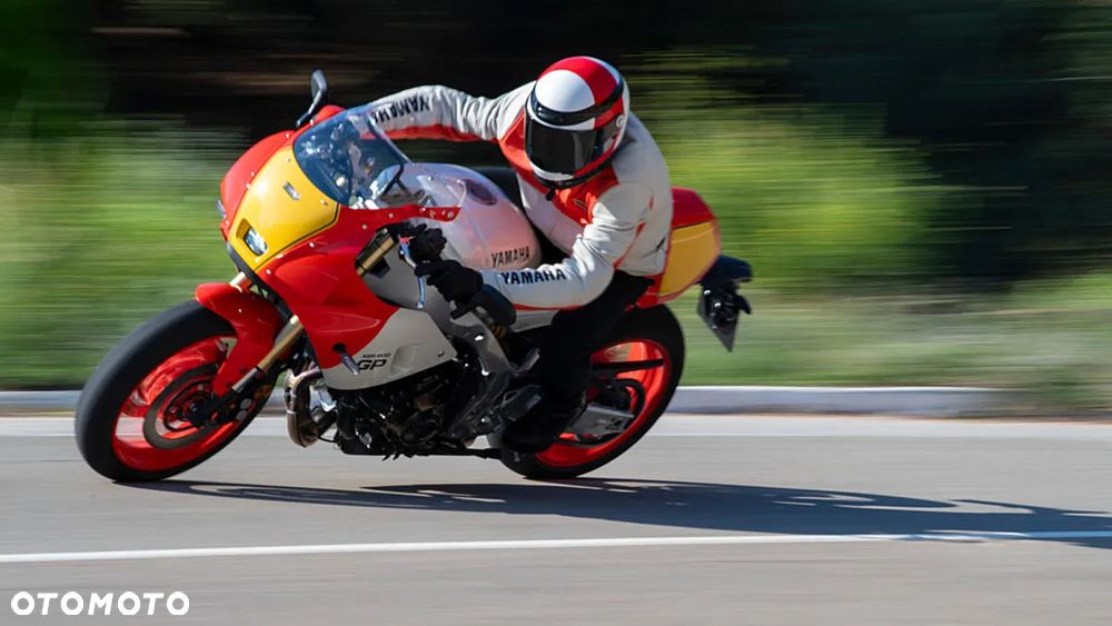 Yamaha XSR - 2