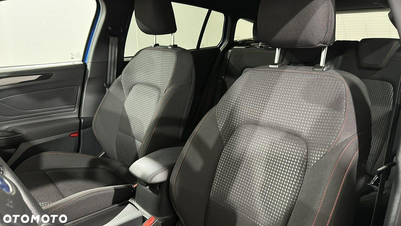 Ford Focus - 12
