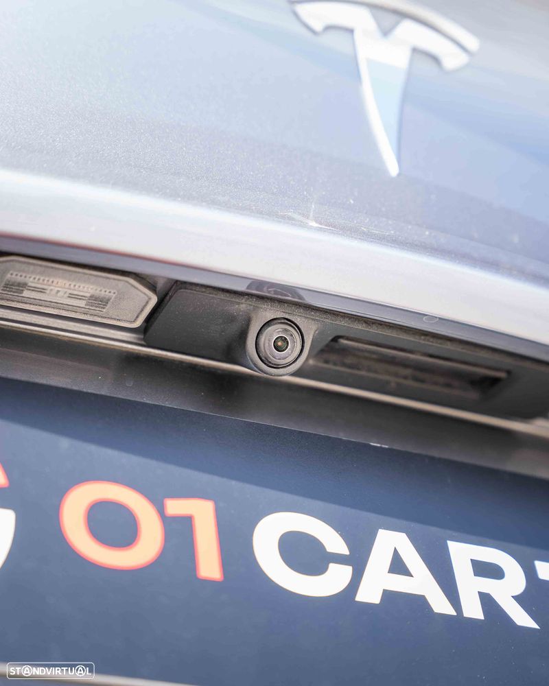 Tesla Model Y Performance Tração Integral - 11
