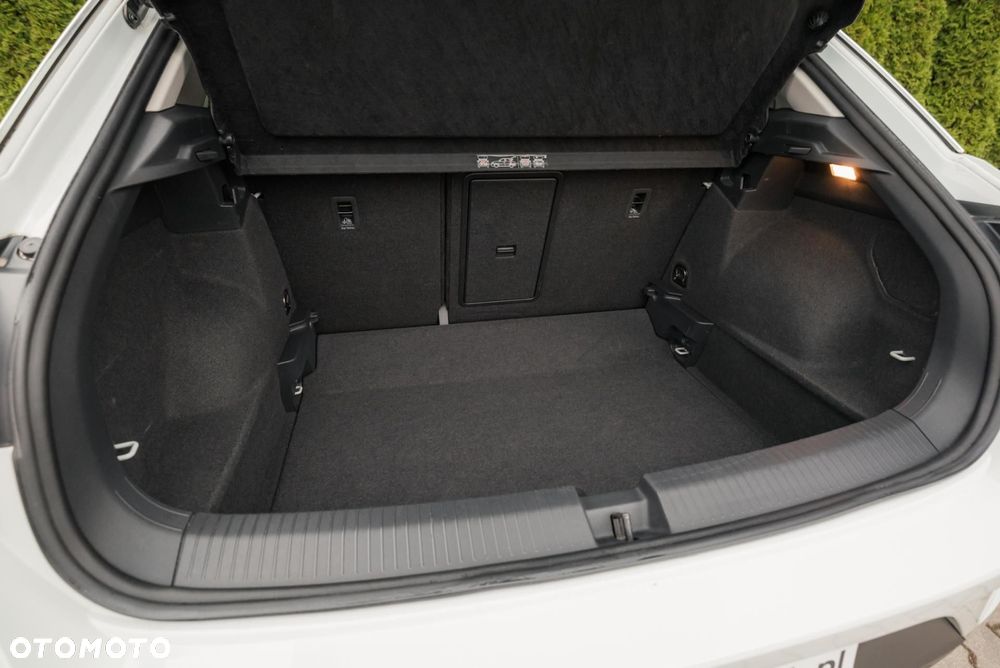 Volkswagen T-Roc - 37