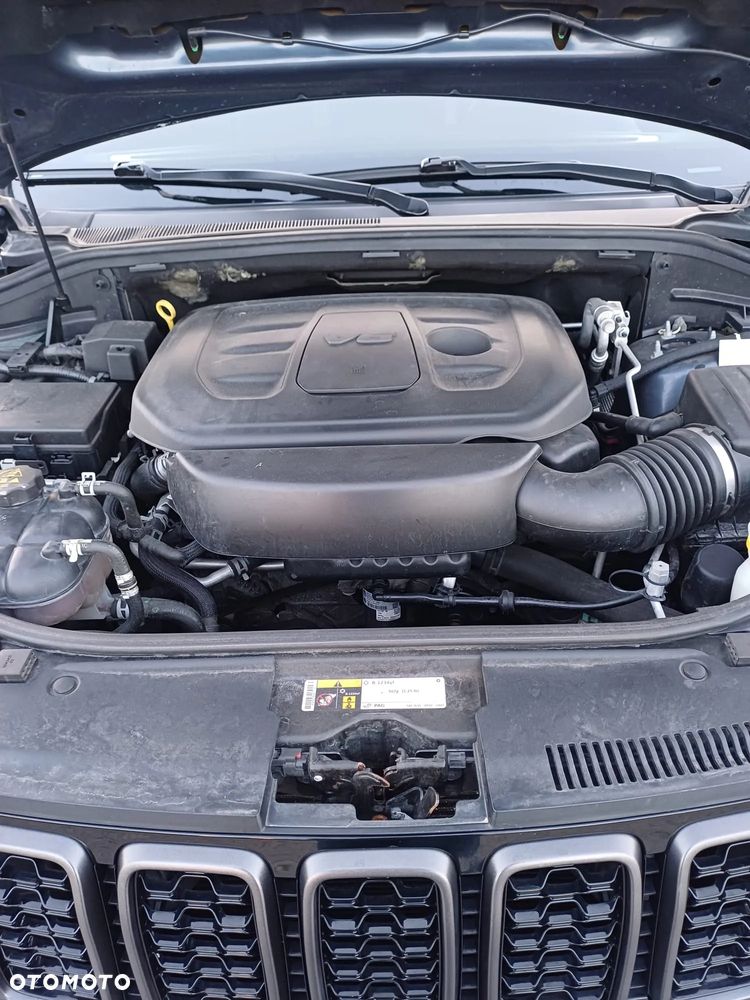 Jeep Grand Cherokee - 20