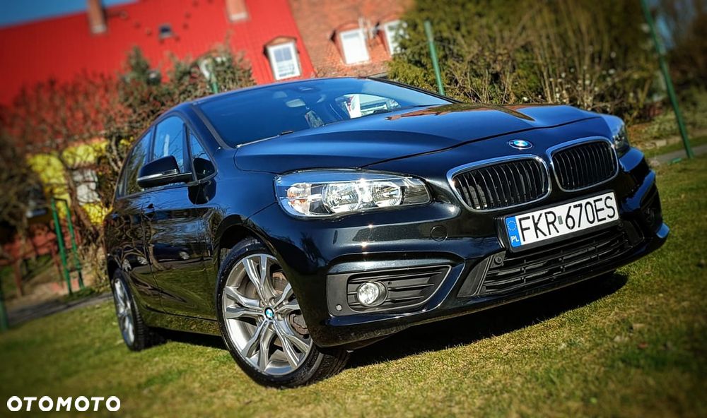 BMW Seria 2 218i - 4