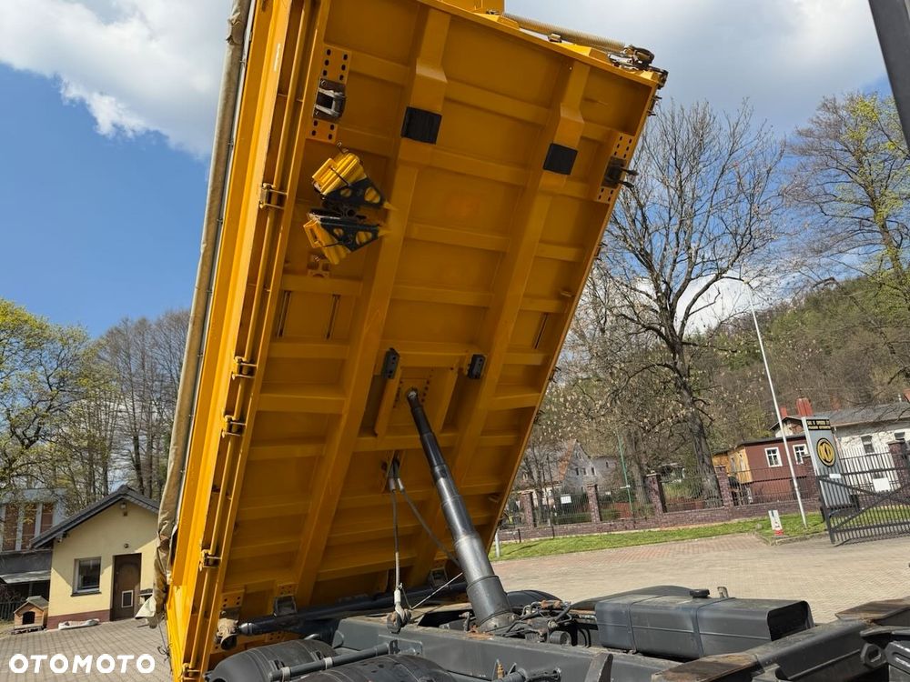 Mercedes-Benz Actros 2644 - 14