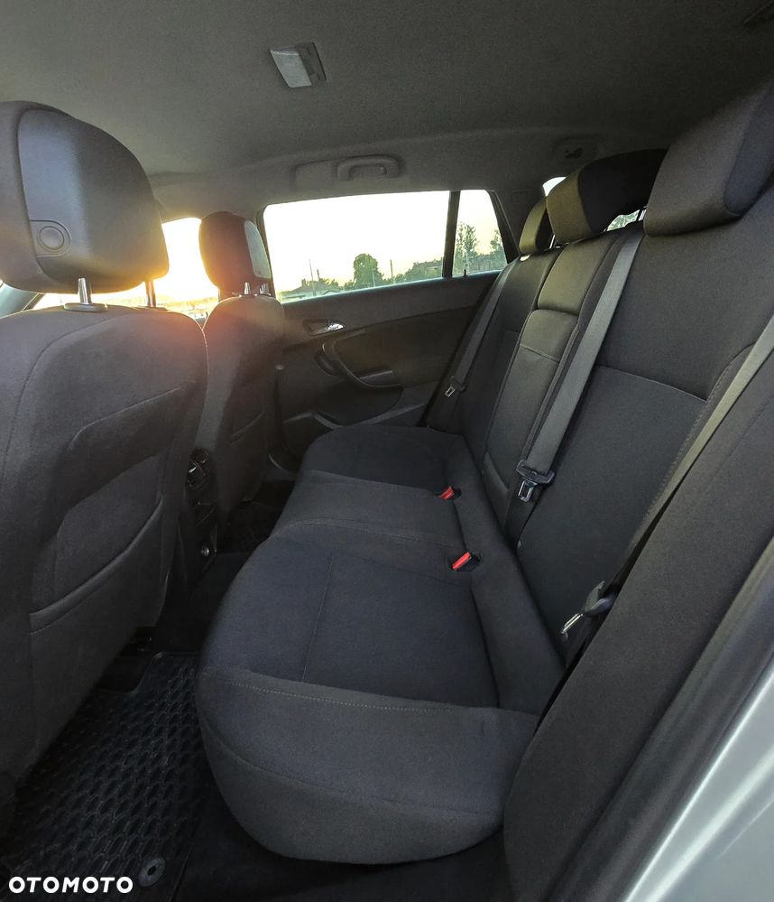 Opel Insignia - 14