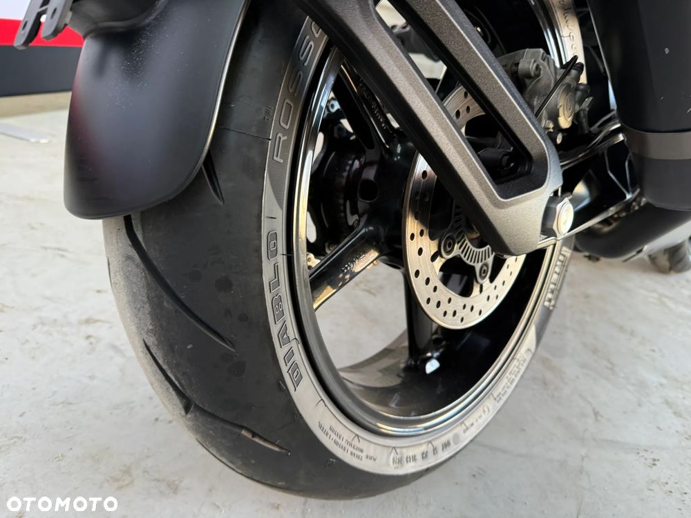 Husqvarna Vitpilen - 15