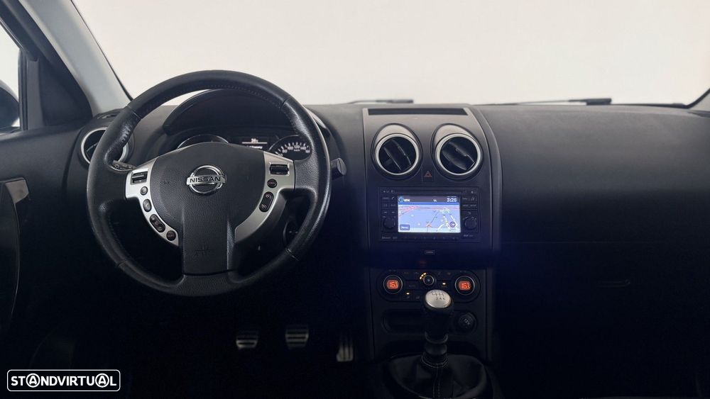 Nissan Qashqai 1.5 dCi TEKNA - 5