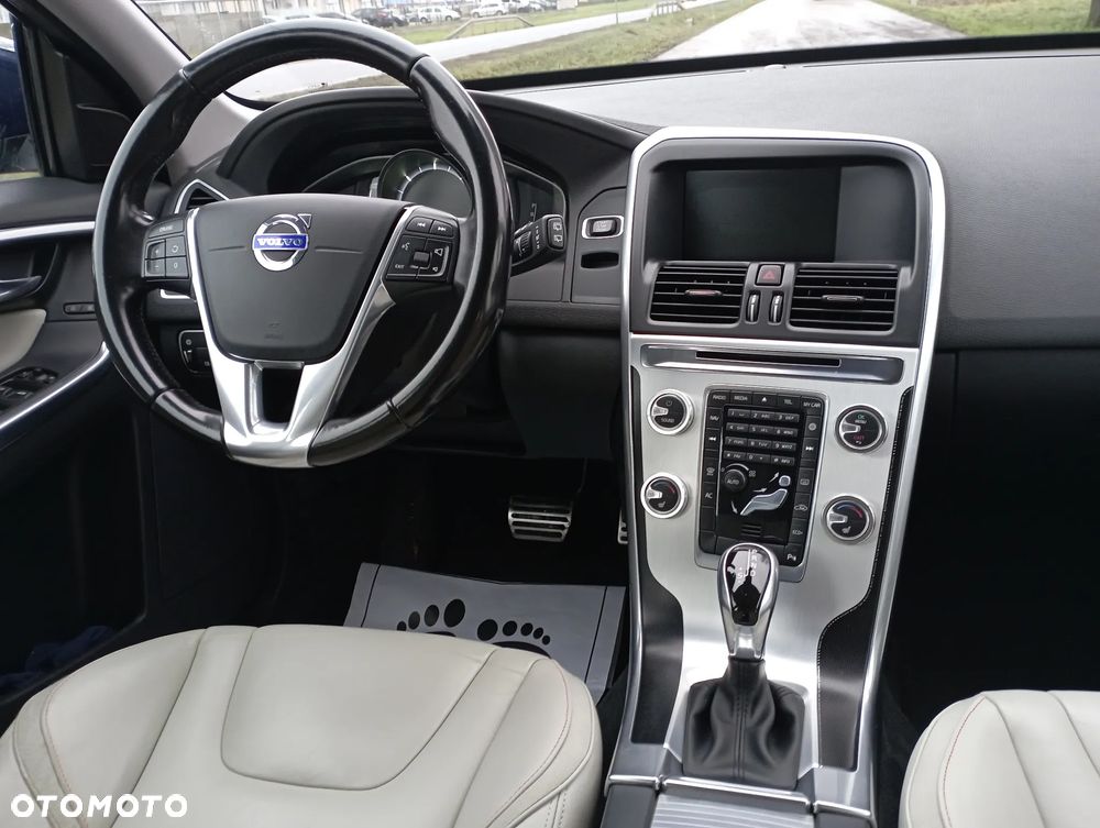 Volvo XC 60 D3 Geartronic Ocean Race - 27