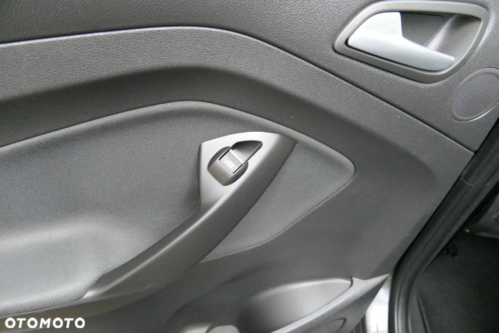 Ford Focus 1.5 EcoBlue STart-Stopp-System TITANIUM - 31