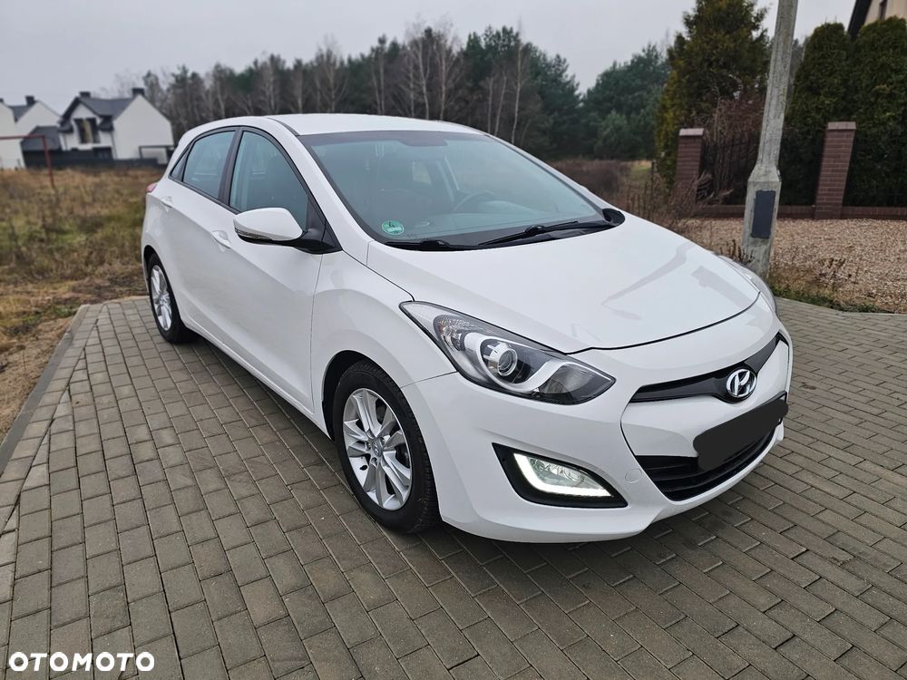 Hyundai i30 1.4 CRDi Intro Edition - 1