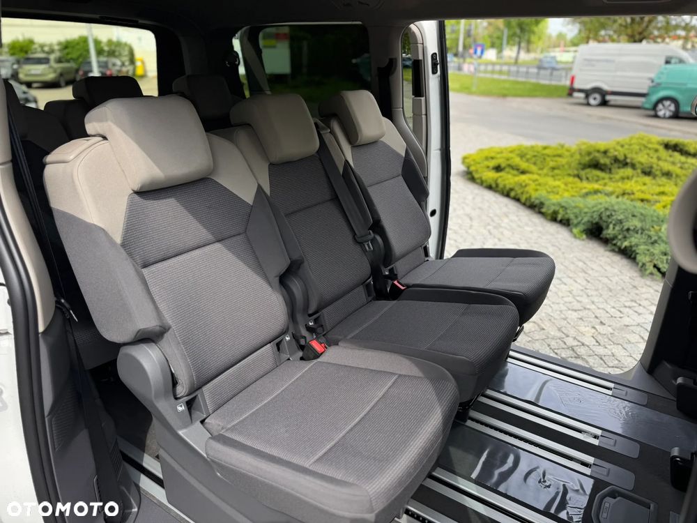 Volkswagen Multivan 2.0 TDI L2 Family DSG - 26