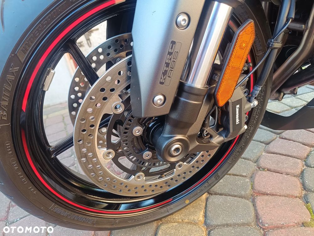 Kawasaki Ninja 1000 SX - 18