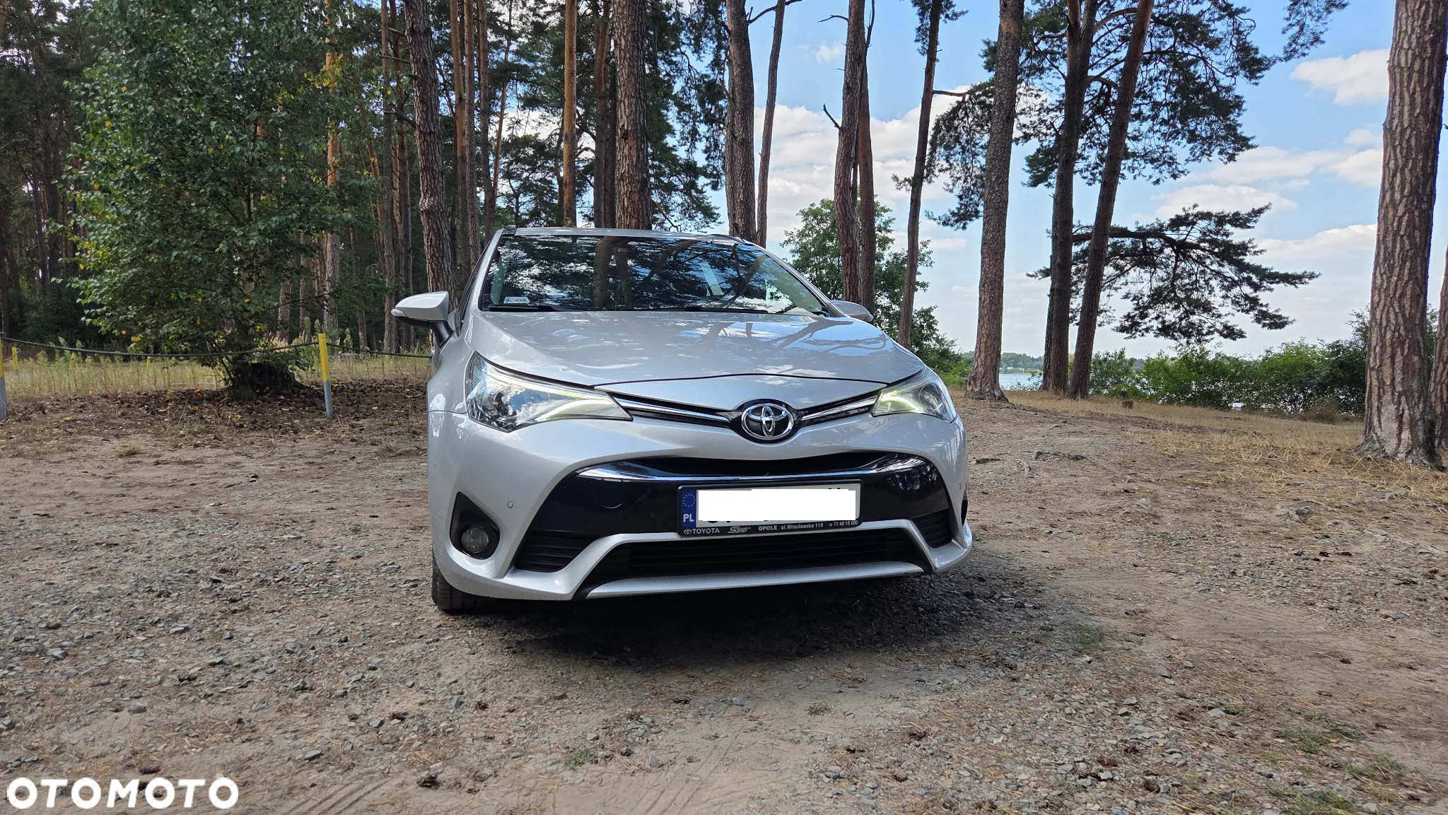 Toyota Avensis 2.0 D-4D Premium - 13