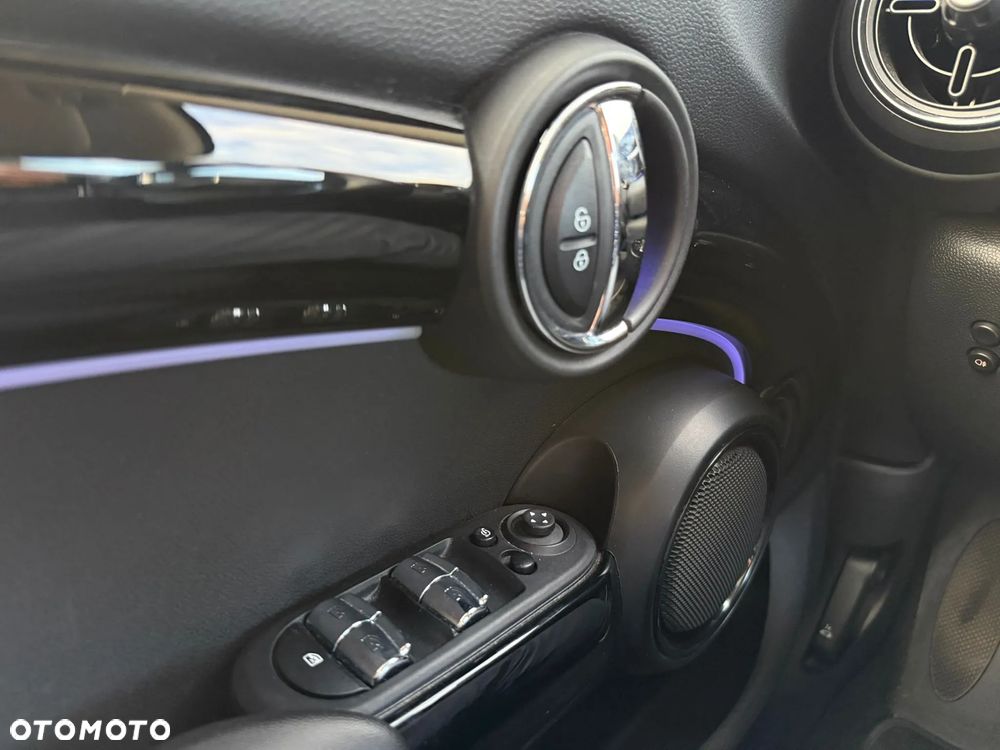 MINI Cooper Standard - 26