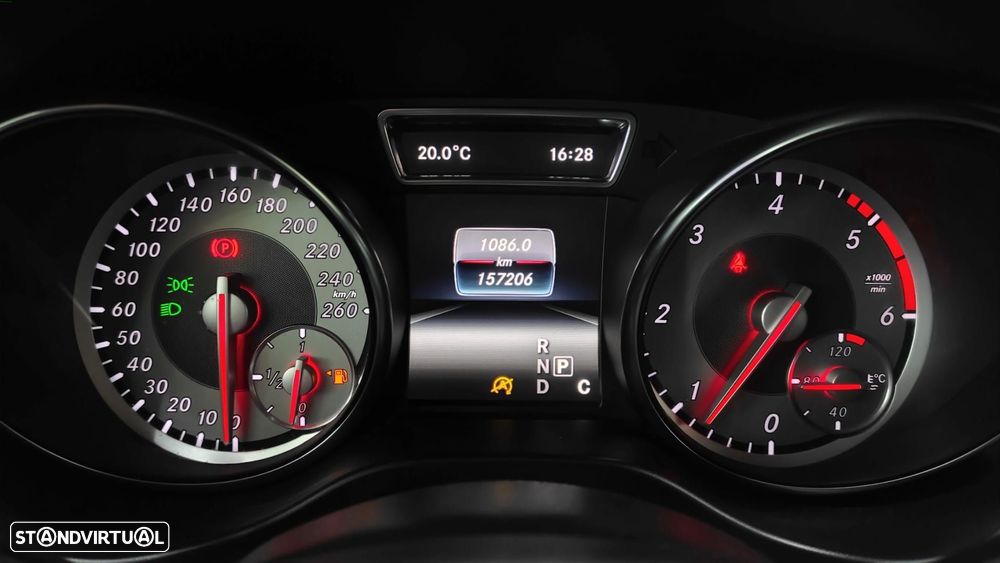 Mercedes-Benz CLA 200 d Shooting Brake AMG Line Aut. - 43